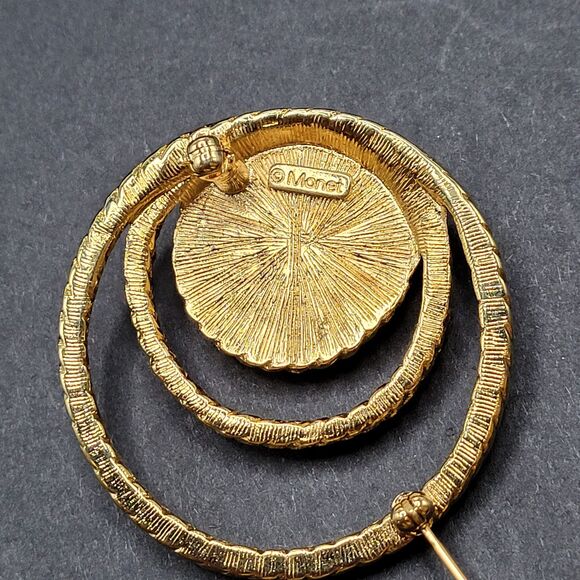 Monet Gold Toned Concentric Circle Pin with Large Pearl Stone - Picture 2 of 3